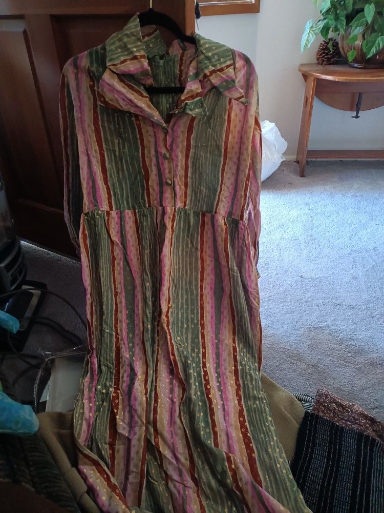 1970s Dress