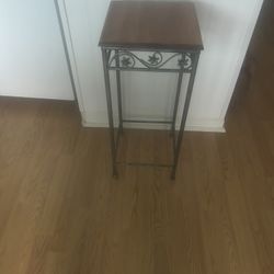 Plant or Lamp Table