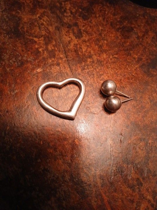 Heart Pendant And Plain 925 Silver Ball Earrings