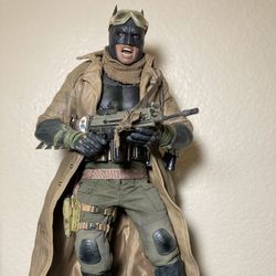 Hot Toys Knightmare Batman Sixth Scale Figure