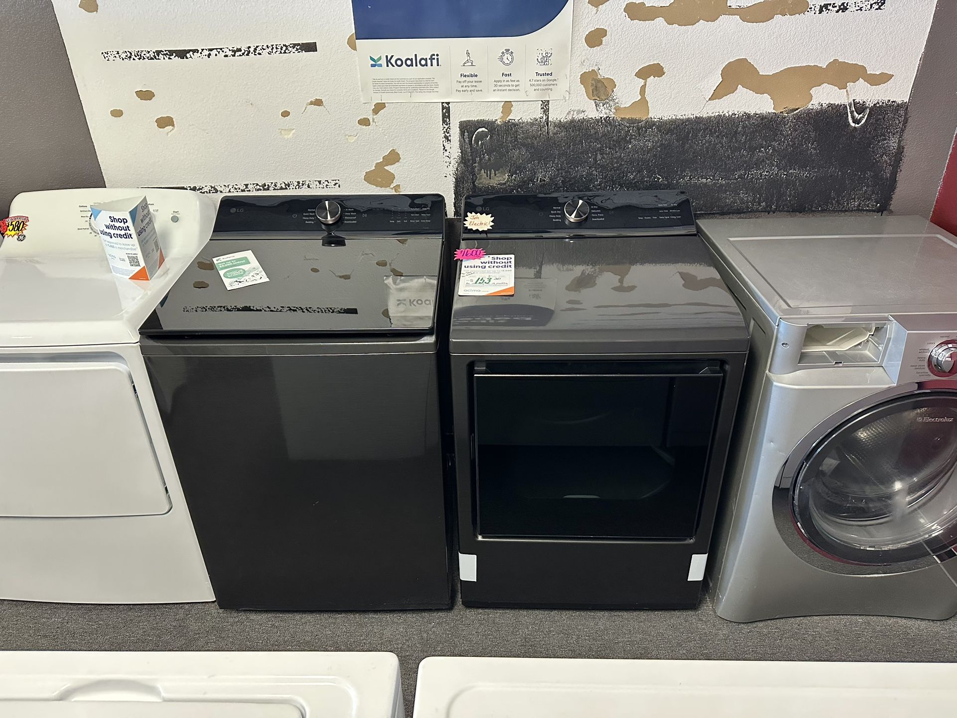 Open-Box Smart LG Washer And Electric Dryer
