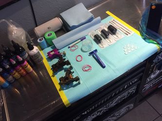 Tattoo artist
