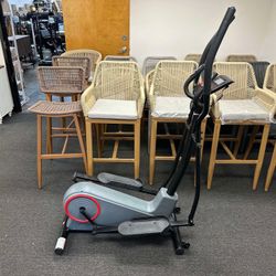 Elliptical Machine for Home with 8 Levels Adjustable Resistance LCD Monitor(used)