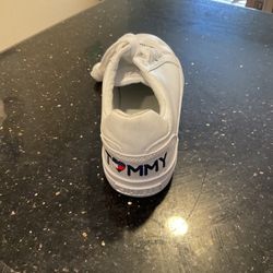 Tommy Shoes