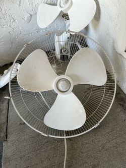 Hurricane Wall Mount Oscillating Fan – 3 Speeds – Works Great