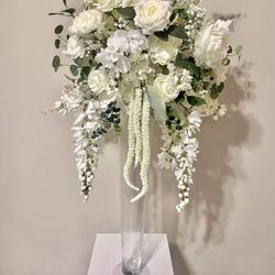 Wedding arrangement