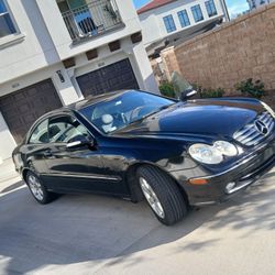 2004 Mercedes-Benz CLK-Class