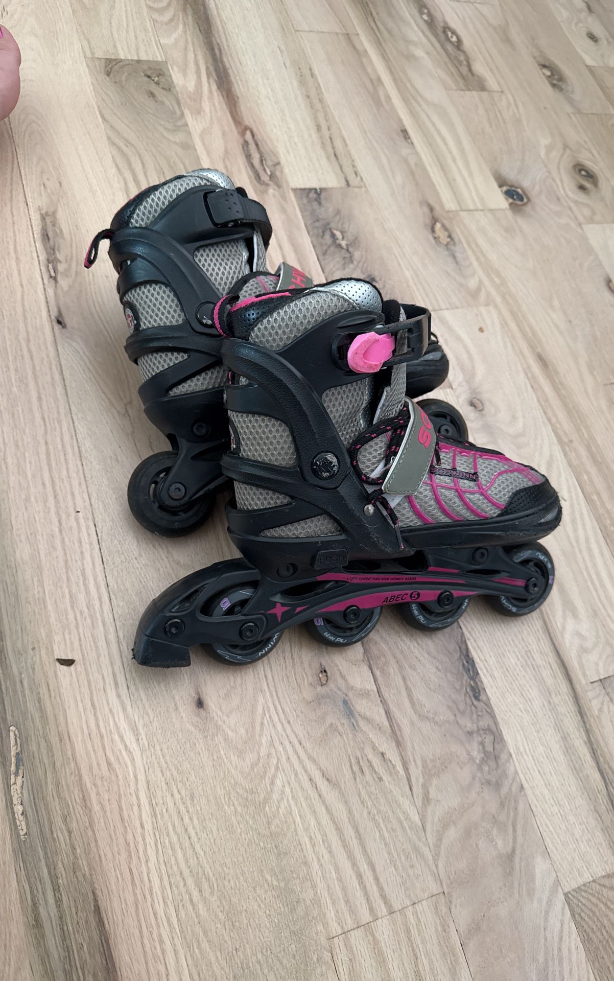 Roller Skaters