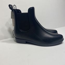 NWT Womens Black Rubber Chelsea Boots