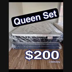 Queen Pillow Top Mattress And Box Spring 