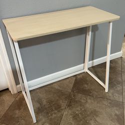 (NEW) 32” Wide Folding Desk