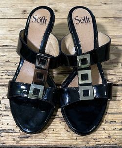 SOFFT Women's Size 7.5 Black Patent Leather Peep Toe Heels - NWOT