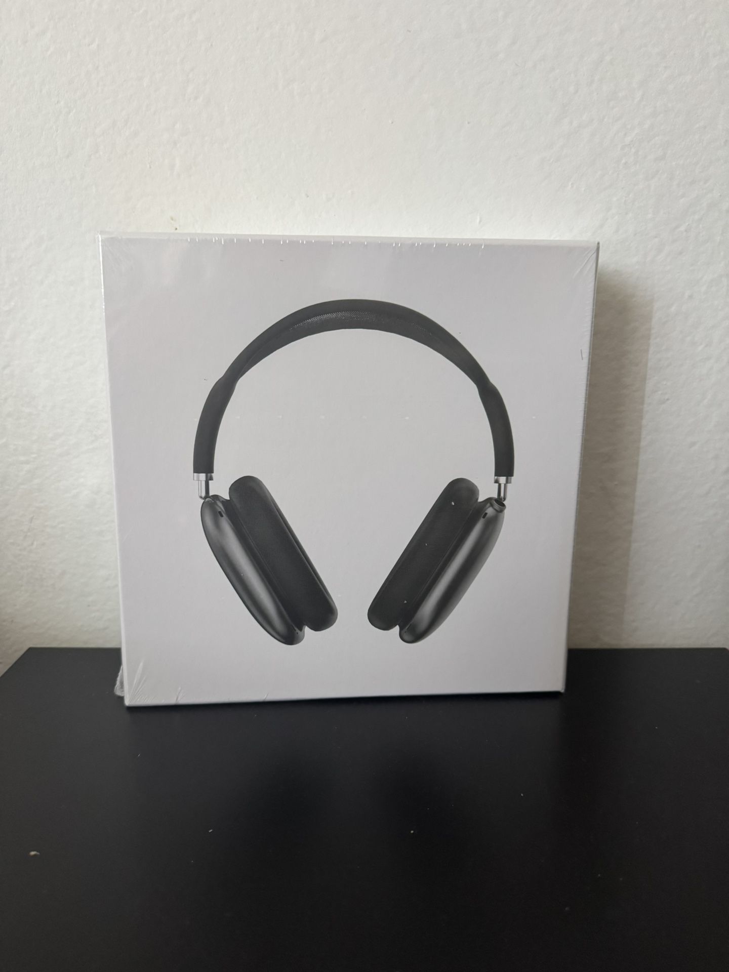 maxes wireless headphones