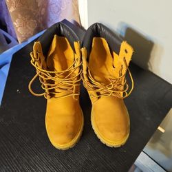 7.5 Timberland Wheat For Women