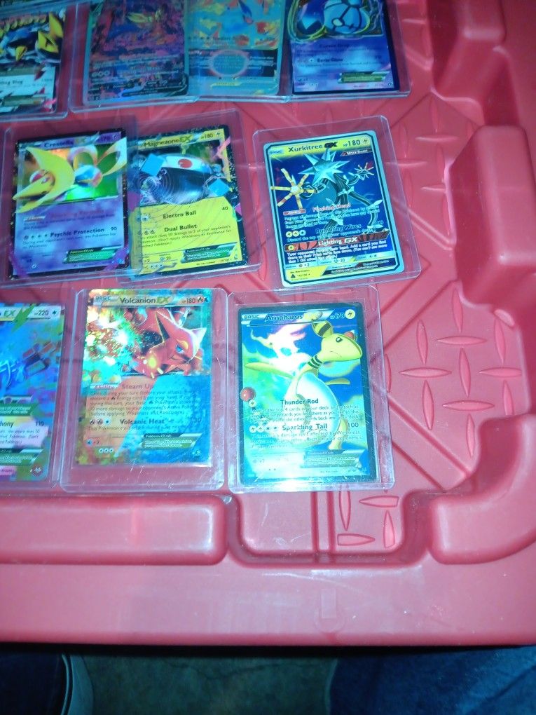 20 Pokémon Cards Mint Condition Halos 300 Dollars
