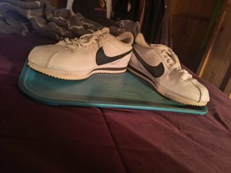 Nike Woman's Sneakers