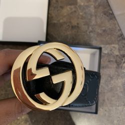 Gucci Belt For Sale 250$ Willing Open To Negotiations 