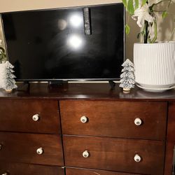 Dark Brown Dresser 
