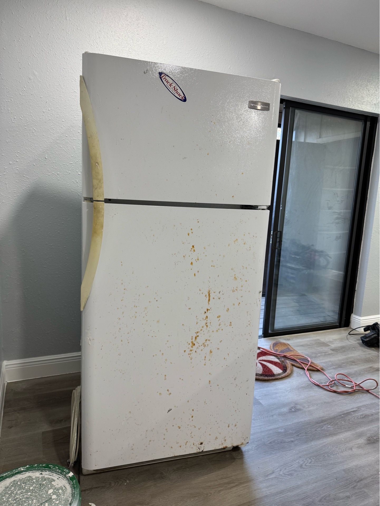 Refrigerator