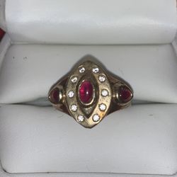Solid Gold & Ruby Estate Ring