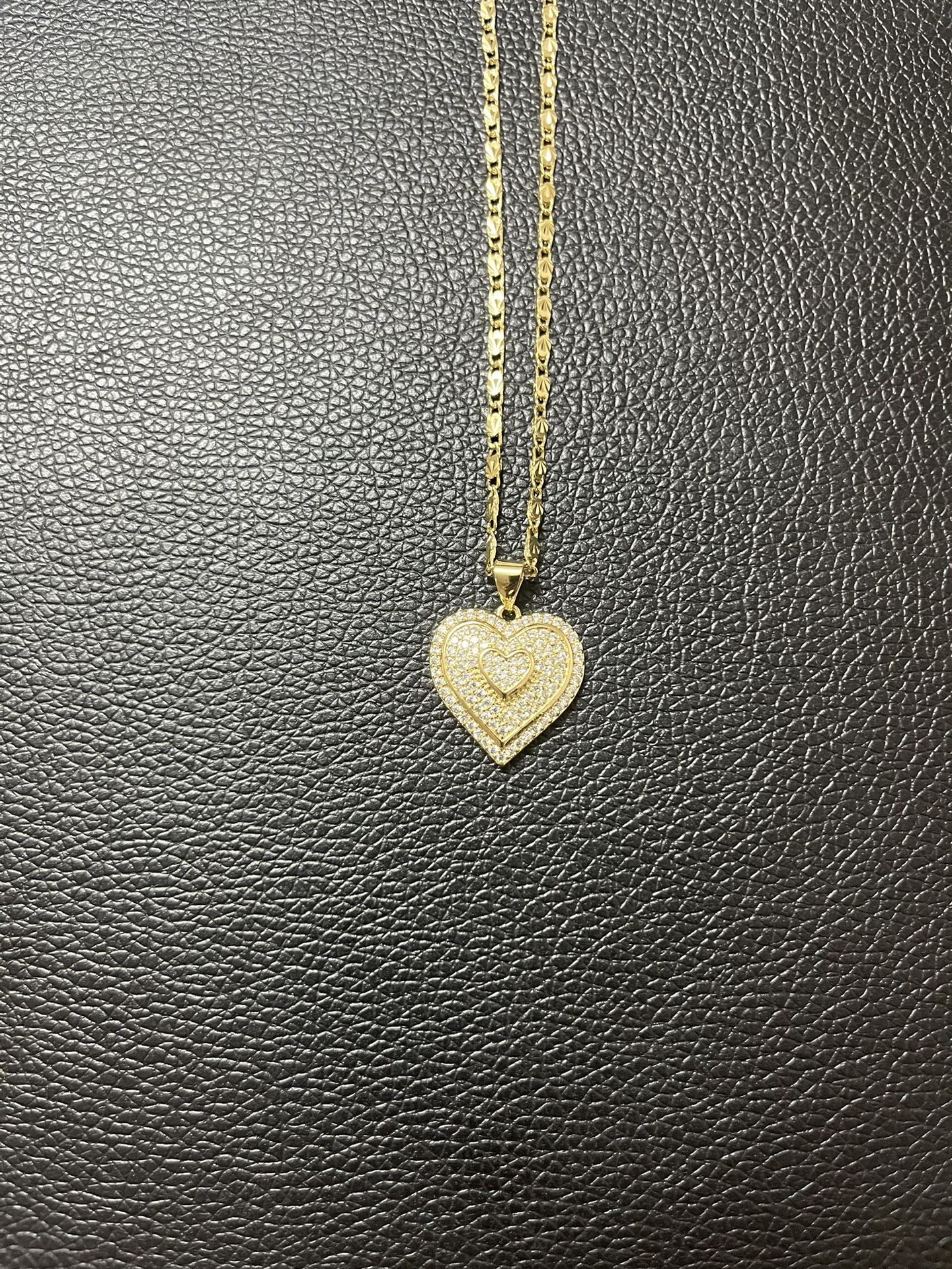 14 K Yellow Gold Plated Heart ❤️ Pendant With Chain.