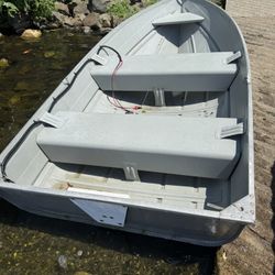 10 Ft Boat With Electric Motor And Gas Motor 