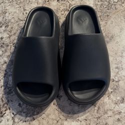 Yeezy Slides Onyx