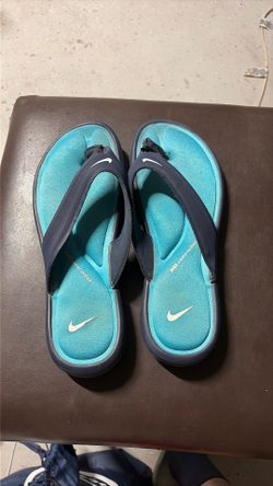 Nike flip flop