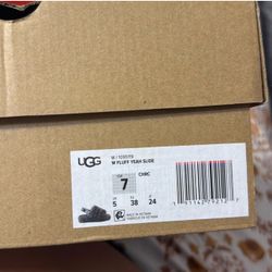 Ugg slipper, size 7 women’s