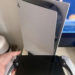 PS5 (digital edition) & PS Portal 