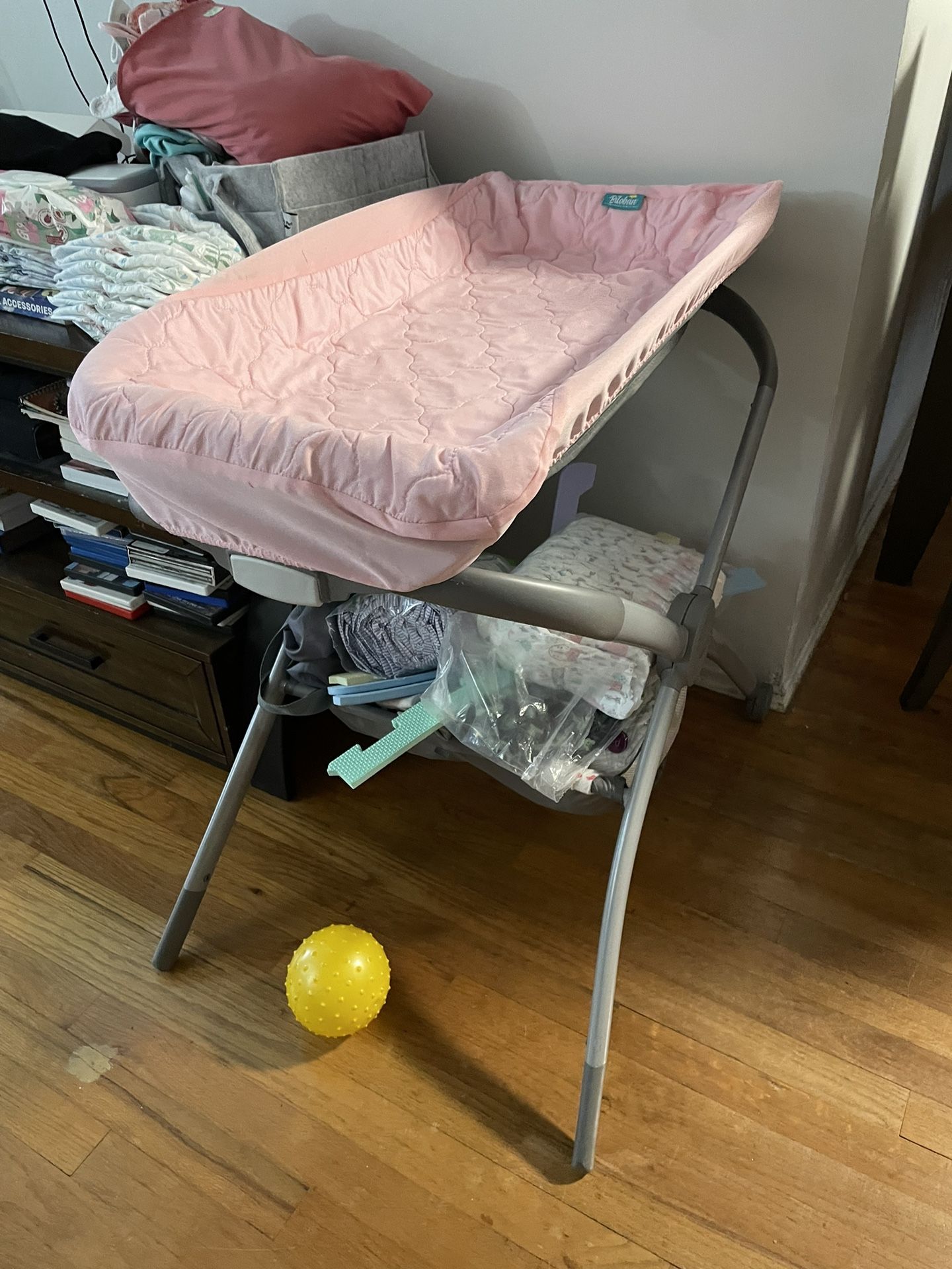 portable changing table