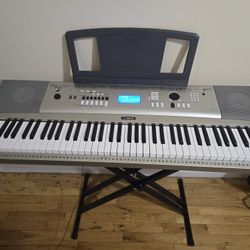 Piano- Keyboard Yamaha YPG-235 