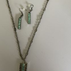 Park Lane “Shabby Chic” Necklace And Earrings 