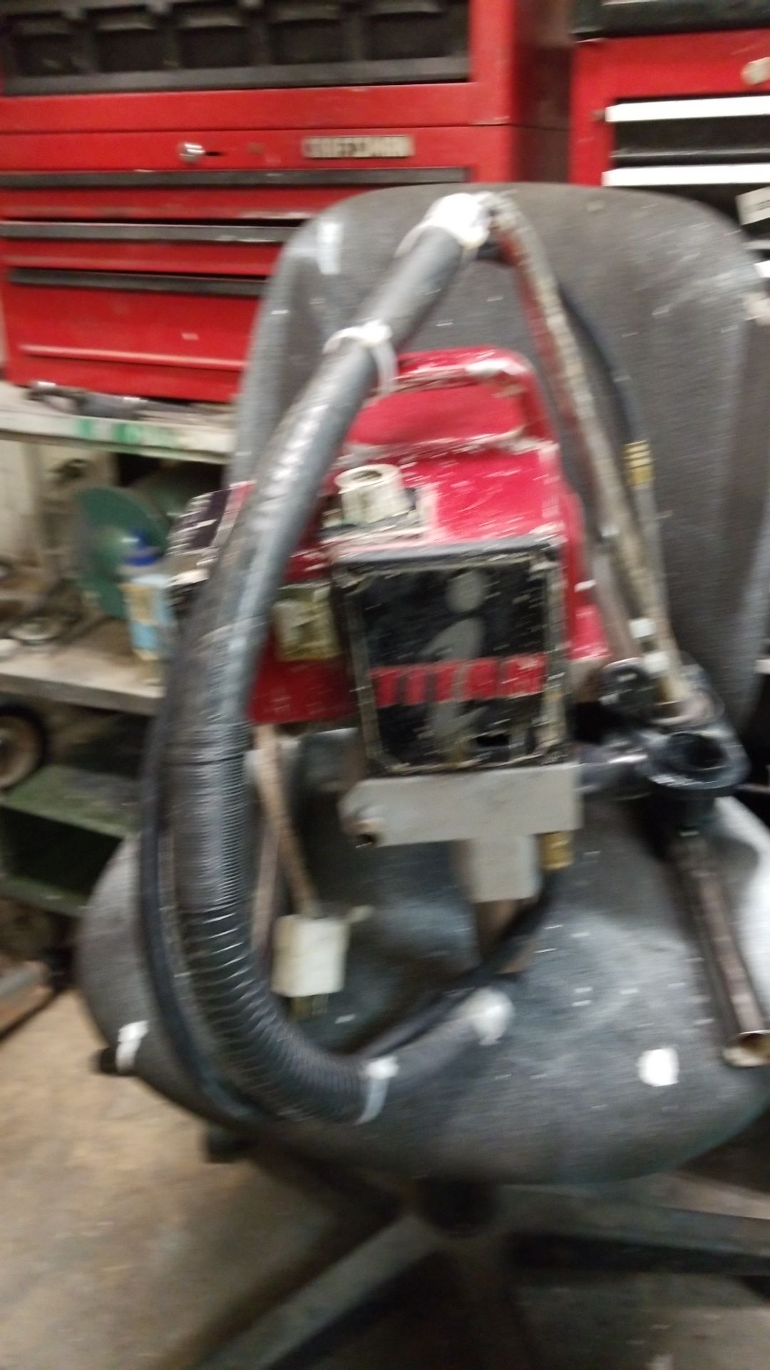 Commercial paint sprayer Titan 440i Fresh repack for Sale in Portland