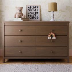Storkcraft Alpine 6 Drawer Double Dresser