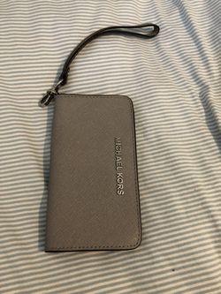 Michael Kors iPhone 5 Wallet Case