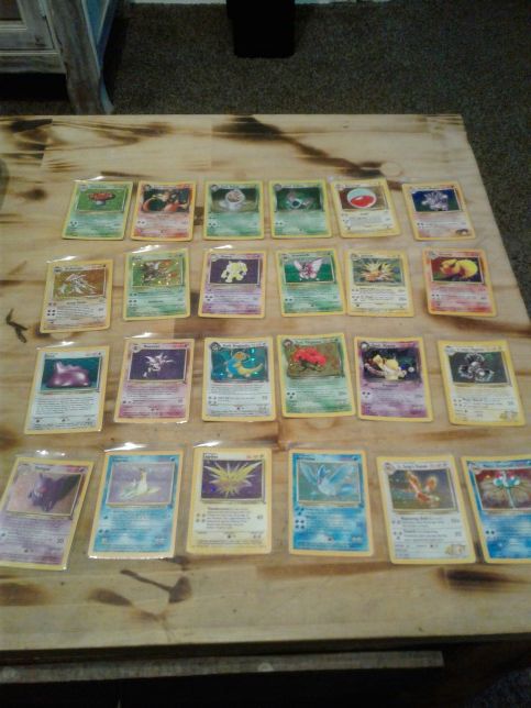 1000 or so Pokemon cards