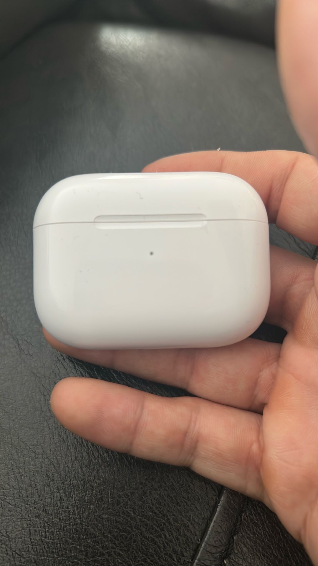 Wireless Headphones / Earbuds