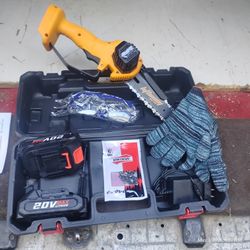 Mini Chainsaw  