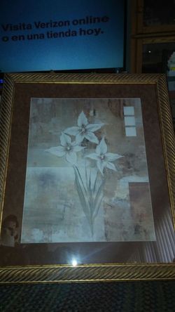 Flower on vase art frame