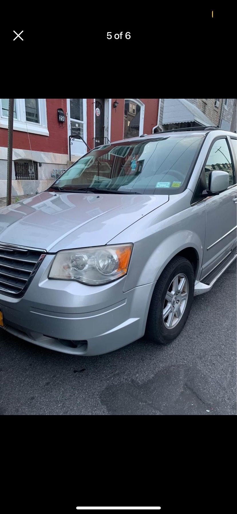 2010 Chrysler Town & Country