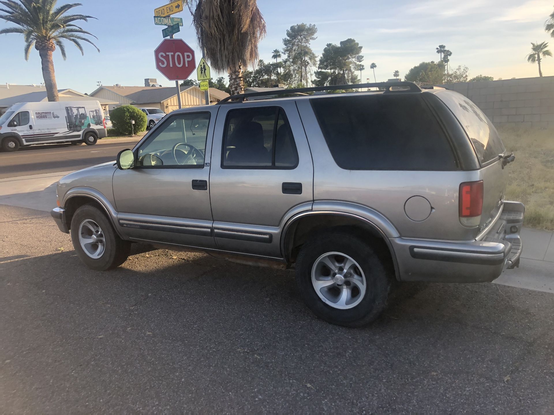 1998 Chevy Blazer parts or hole deal!