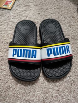 Kids Puma Slip Ons Size 11