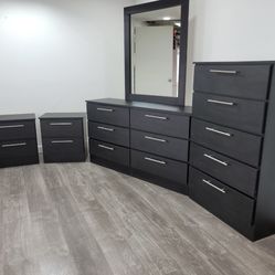 Dresser Whit Mirror , Chest And 2 Nightstands - Cómoda Con Espejo, Gavetero Y 2 Mesitas De Noche 