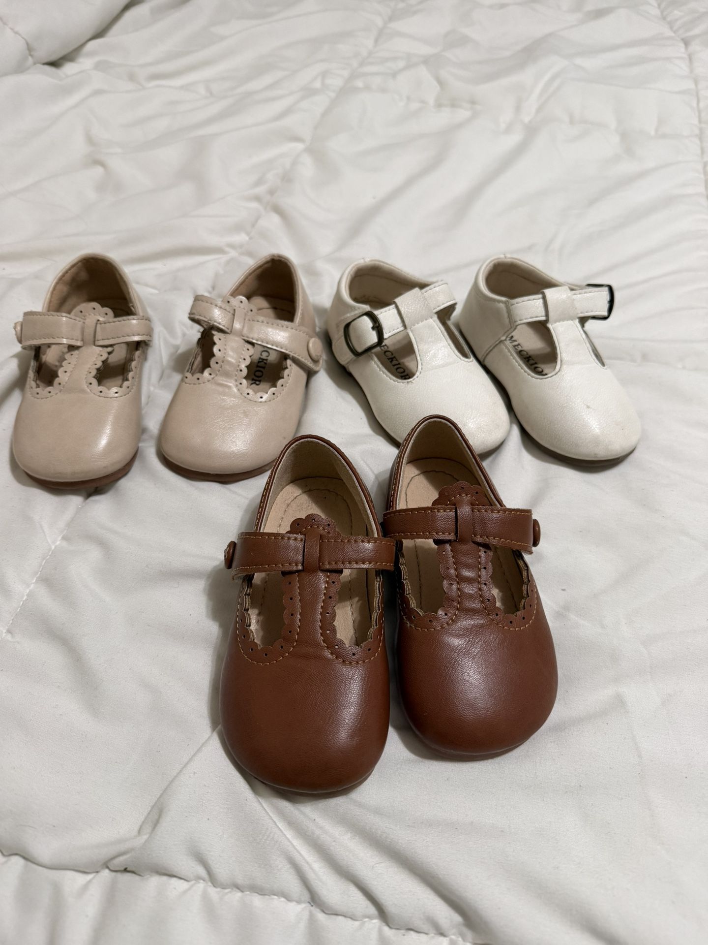 Girl Toddler Shoes Size 6 And 7c