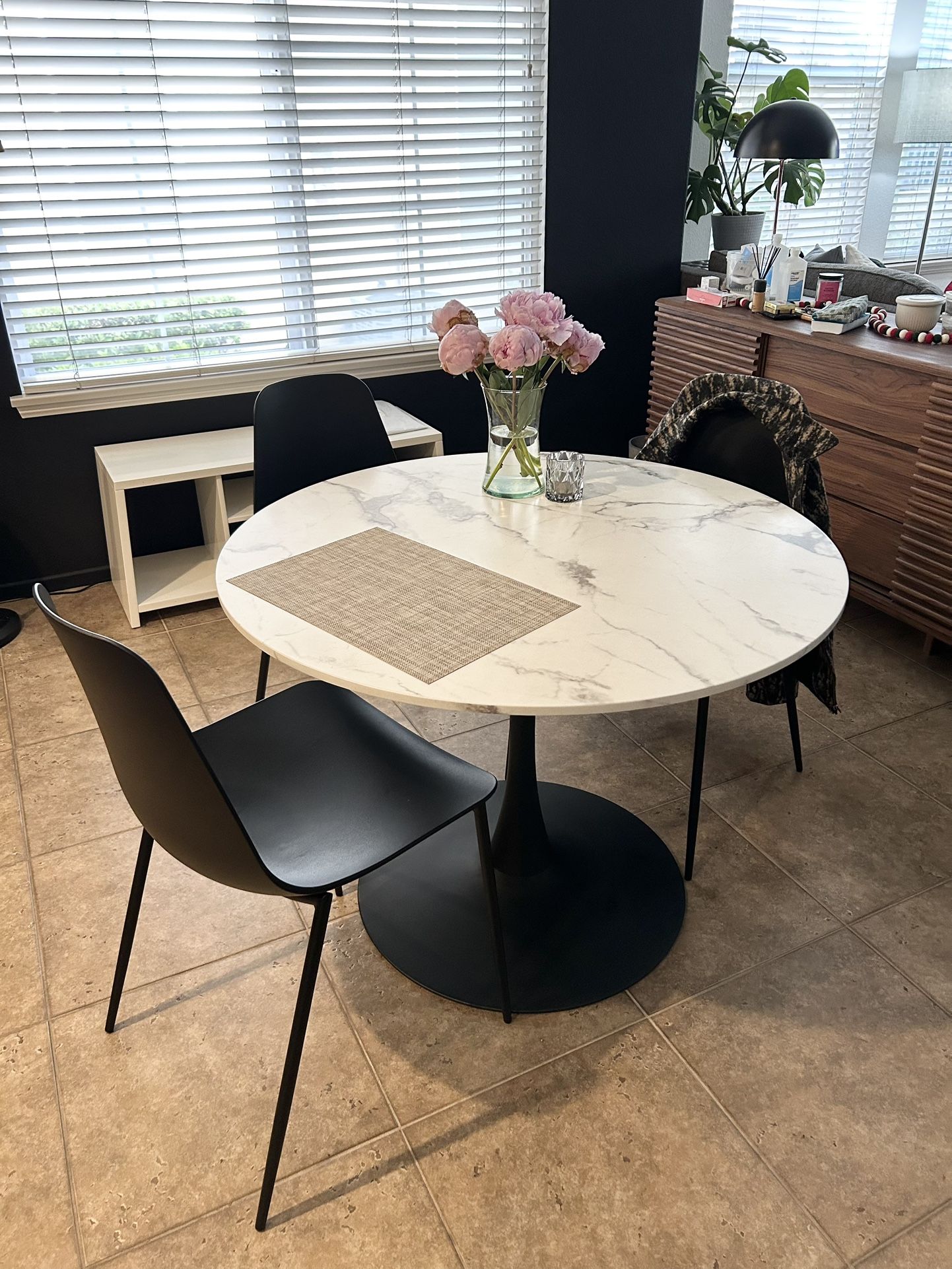 42" Round Dining Table, Laminate Marble Look Surface (NO CHAIRS)