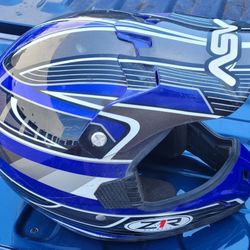 Motorcycle Helmet, Gloves And Goggles 