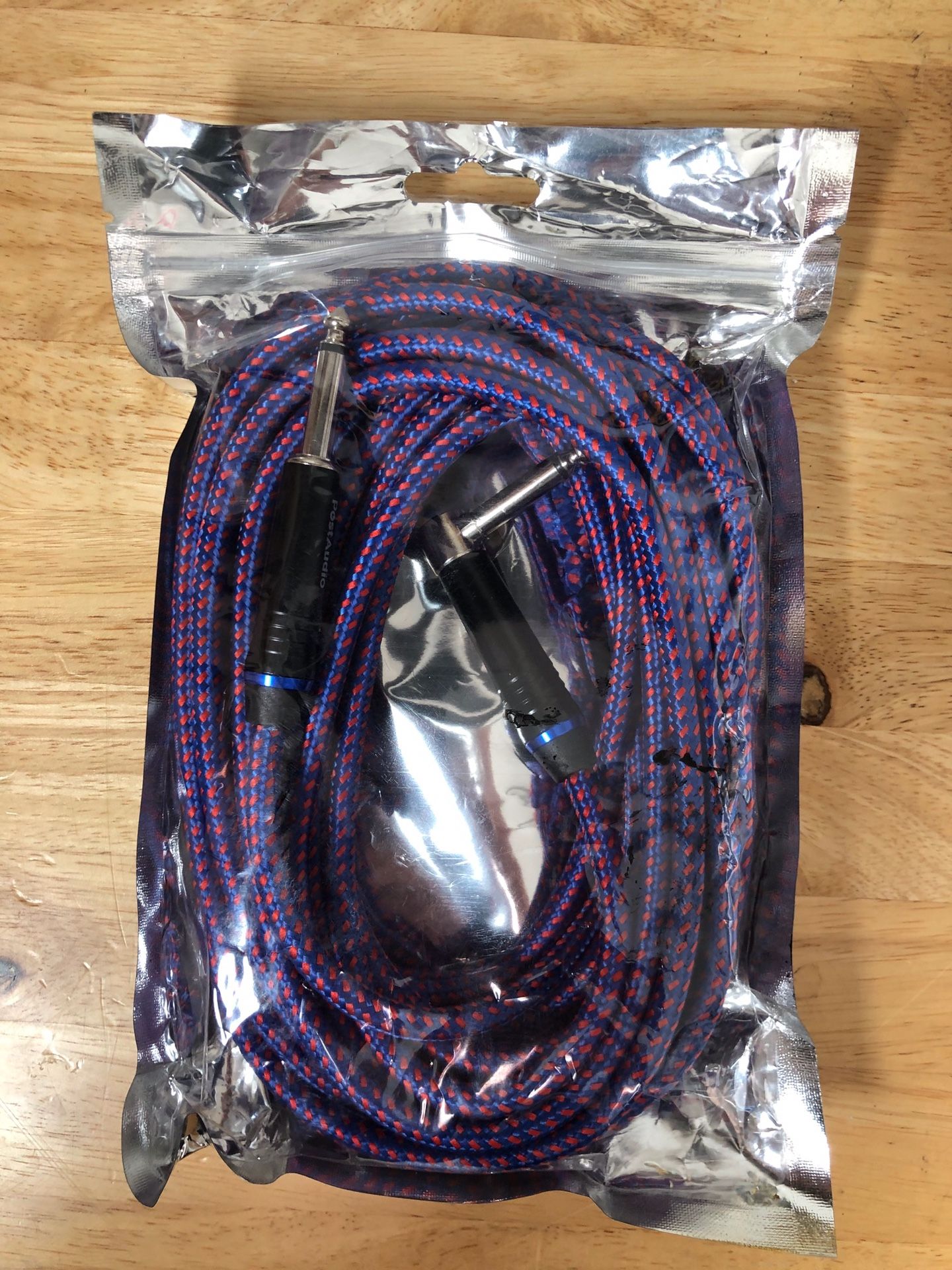 20 ft Right-Angle cable heavy duty professional quality, for Electric Guitars, Musical/Audio Instruments brand new Fender, Squier, bass, amp, effects