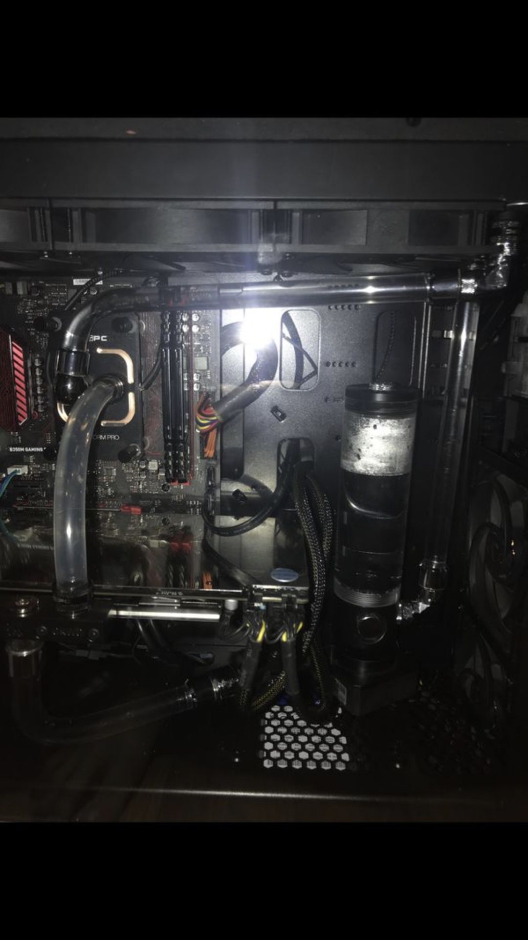Gaming PC Water Cooled