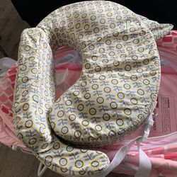 Breastfeeding Pillow